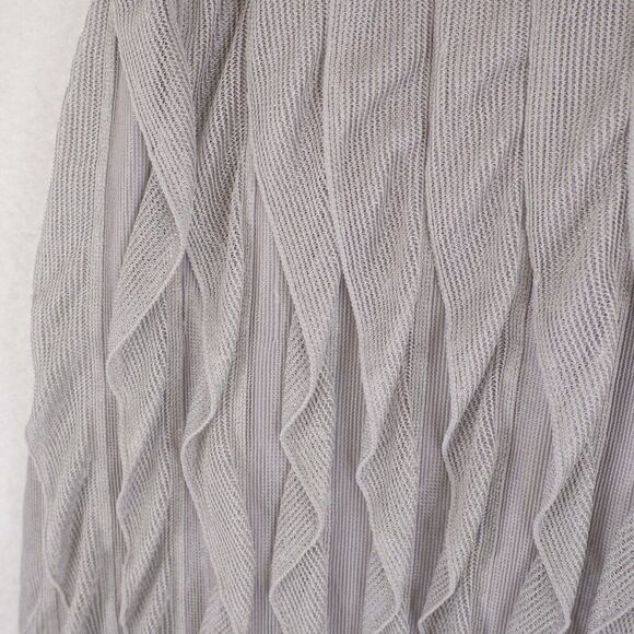 Forever 21 Gray Spaghetti Strap Gray Ruffle Blouse Top Large Polyester Blend - Picture 2 of 5